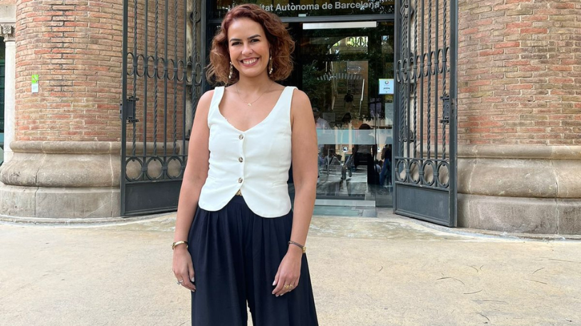 Entenda com Dra. Thaline Neves como a radiografia digital transformou o diagnóstico em comparação à analógica.