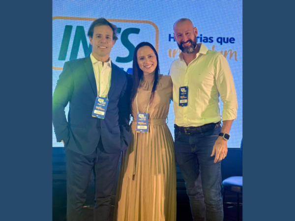 SUS e dignidade cotidiana mostram que atendimento não é favor, é direito — e, como reforça Ian dos Anjos Cunha, precisa funcionar de verdade na vida real.