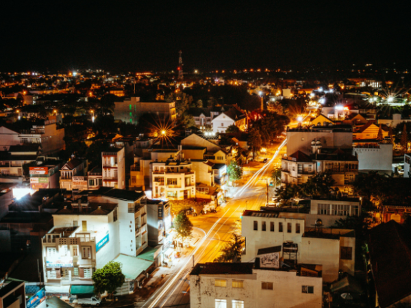 Três Lagoas avança na modernização da iluminação pública e alcança 7 mil pontos atualizados