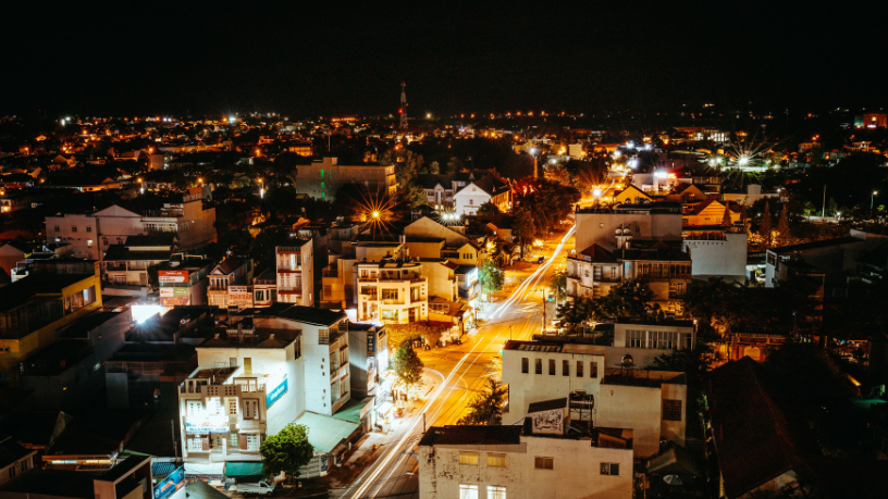 Três Lagoas avança na modernização da iluminação pública e alcança 7 mil pontos atualizados