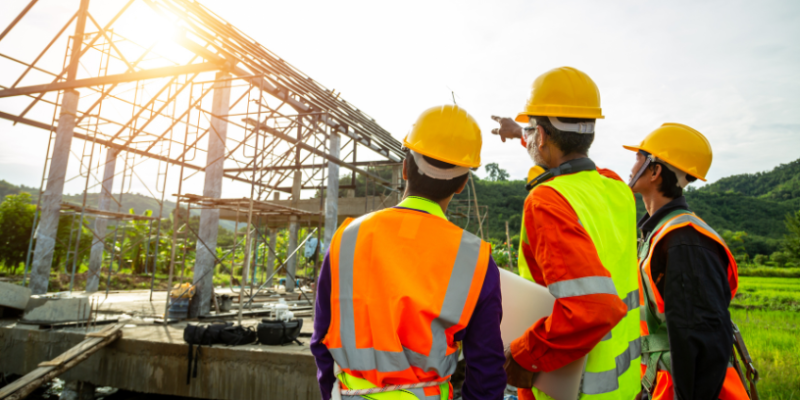 Valderci Malagosini Machado explica como a armazenagem correta de artefatos no canteiro garante integridade e alto desempenho.