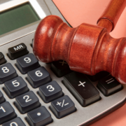 Gestão financeira na prática: com Victor Boris Santos Maciel, entenda o que muda de empresa para empresa e por que a organização é decisiva para resultados sustentáveis.